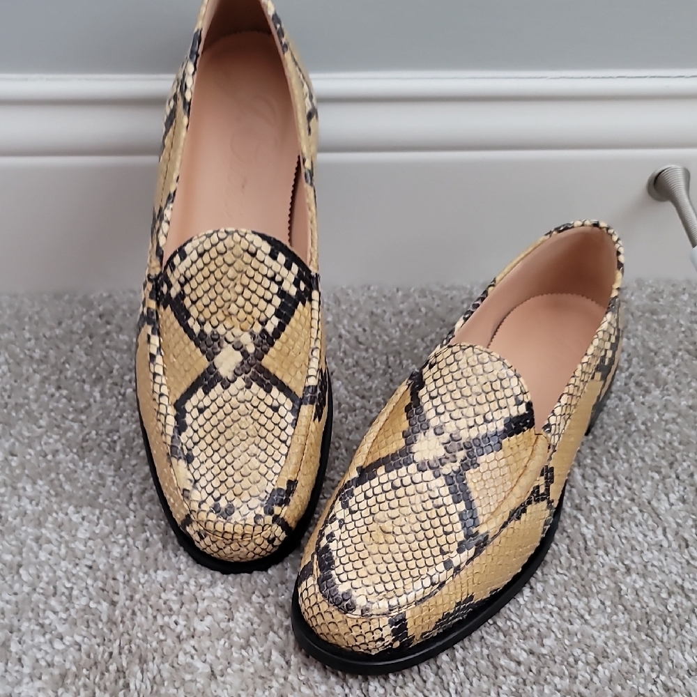 J. Crew Brown and Black Flats Sleek Loafers